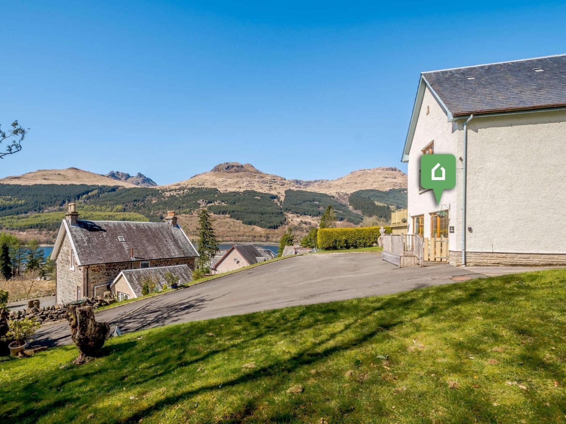 Apartmán 1 Bed In Arrochar 82648 Exteriér fotografie